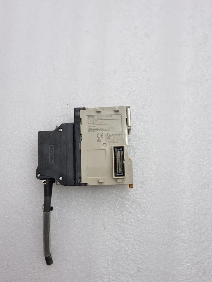 Omron CJ1W-OD261 Output Unit 24Vdc With Connector CJ1WOD261